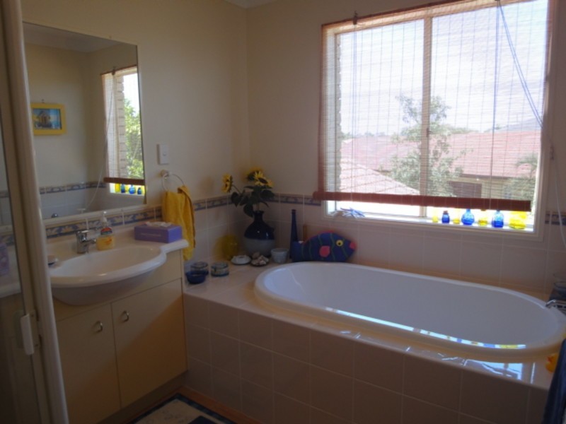 59 Avon Avenue, Banksia Beach QLD 4507