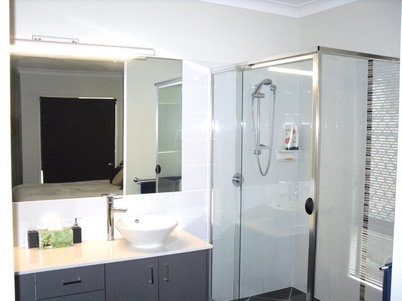 23 Raptor Parade, Banksia Beach QLD 4507