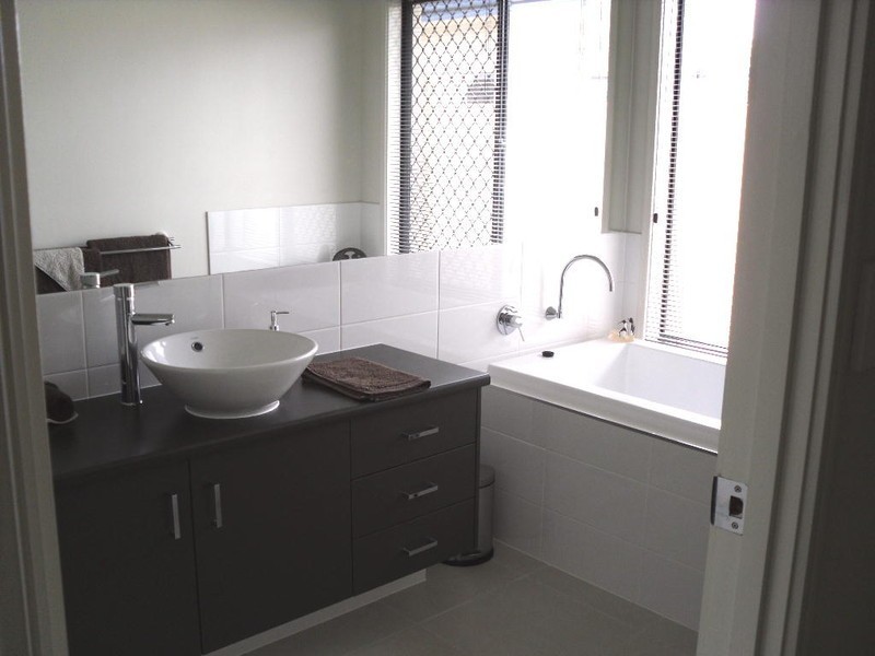 23 Raptor Parade, Banksia Beach QLD 4507