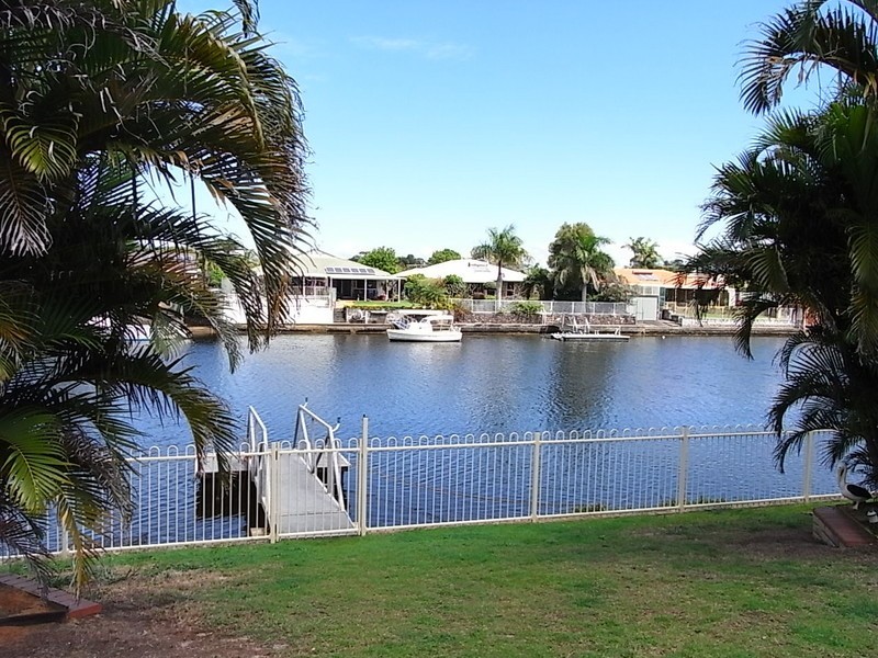 16 Hoya Crescent, Bongaree QLD 4507