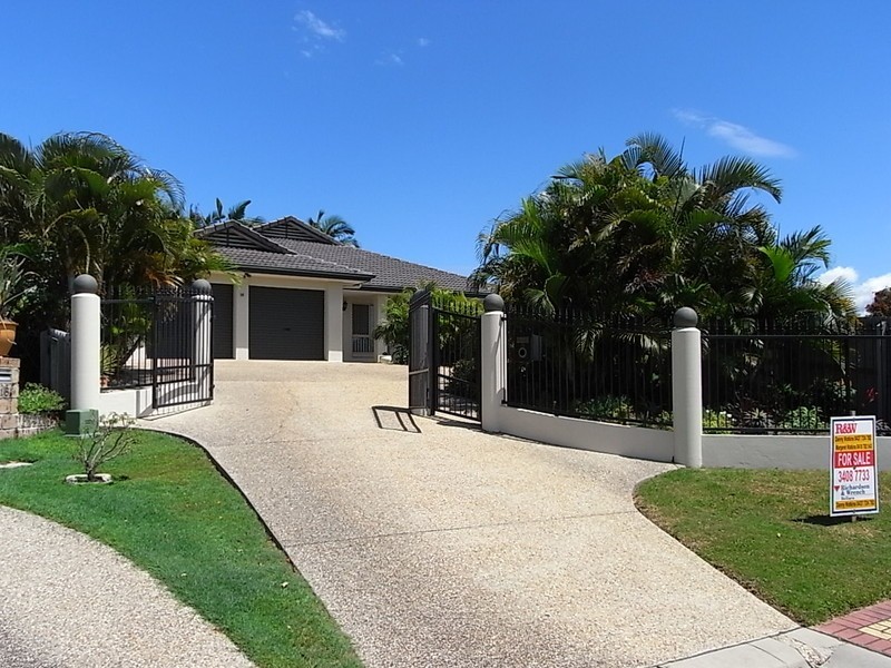 16 Scarborough Court, Sandstone Point QLD 4511