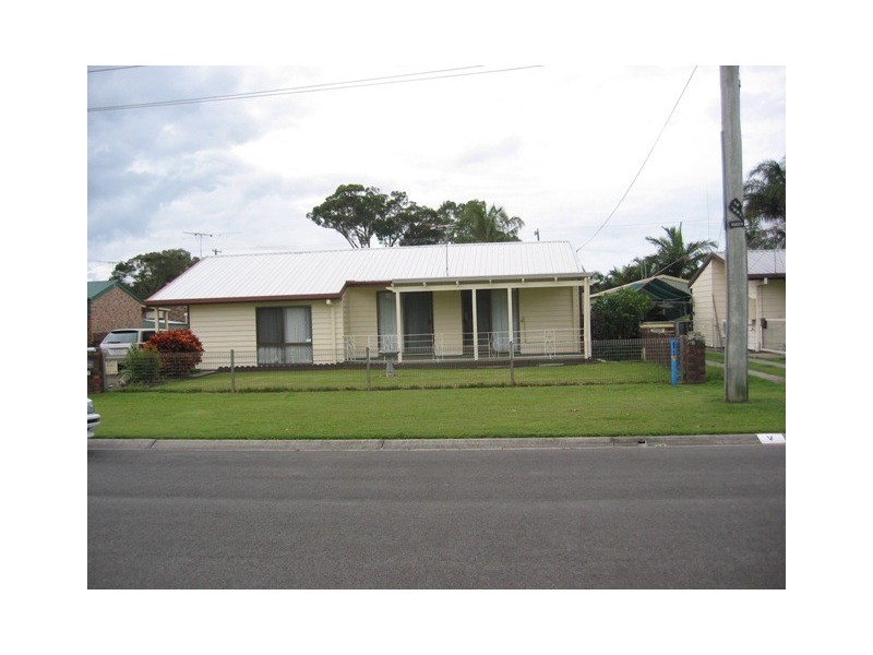 33 Caltowie Avenue, Banksia Beach QLD 4507