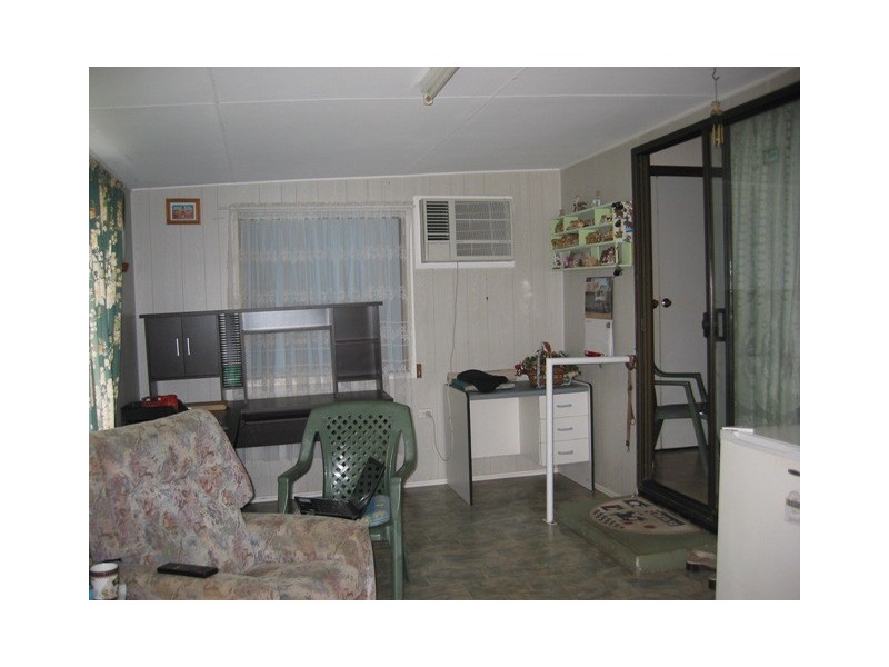 33 Caltowie Avenue, Banksia Beach QLD 4507