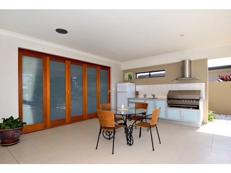 20 Raptor Parade, Banksia Beach QLD 4507