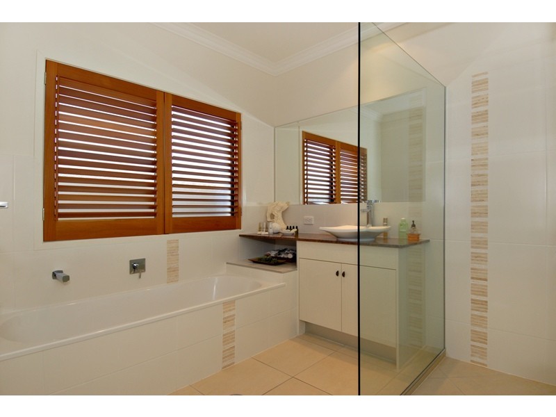 20 Raptor Parade, Banksia Beach QLD 4507