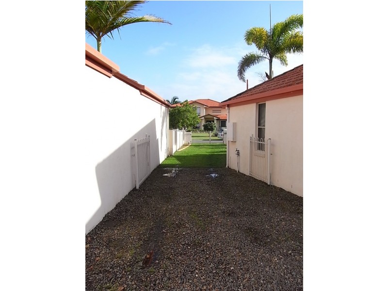 8 Catamaran Court, Banksia Beach QLD 4507