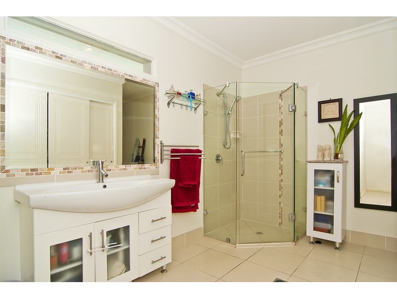 44 Bilinga Court, Sandstone Point QLD 4511