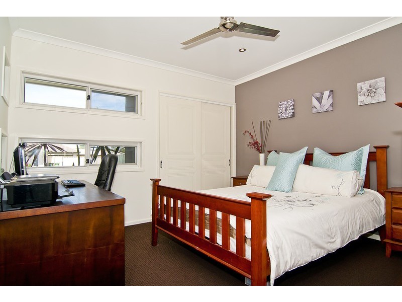44 Bilinga Court, Sandstone Point QLD 4511