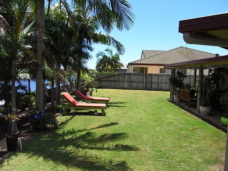 28 Topsail Circuit, Banksia Beach QLD 4507