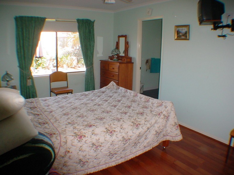 12 Seahorse Court, Banksia Beach QLD 4507