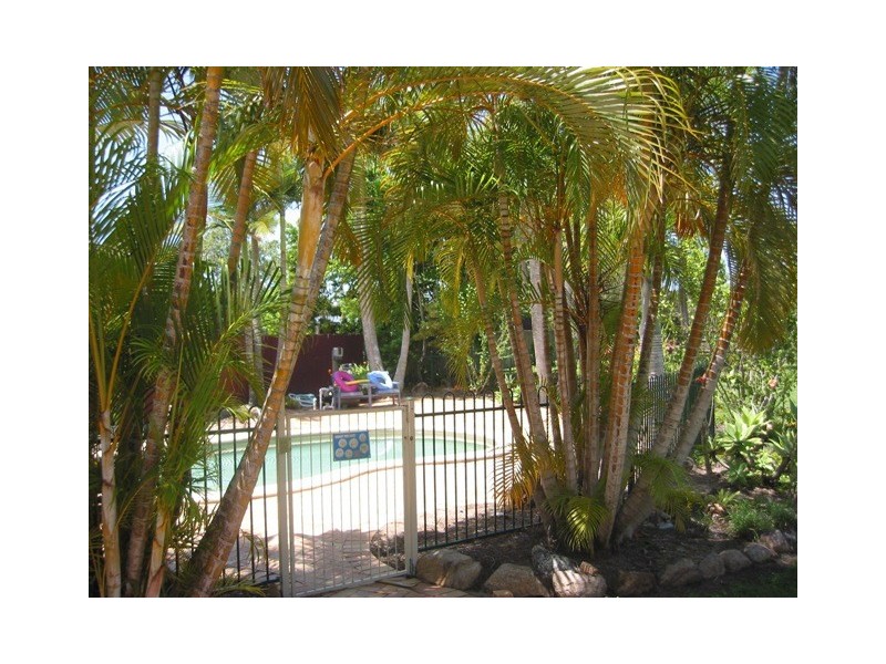 6-8 Taksan Place, Ningi QLD 4511