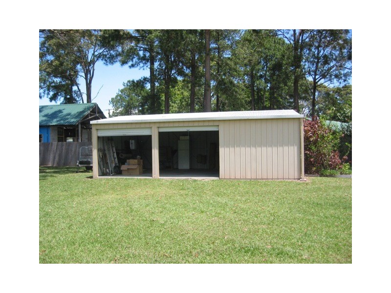 6-8 Taksan Place, Ningi QLD 4511