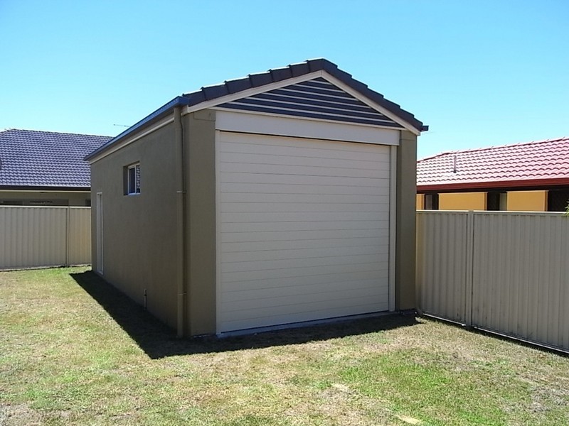 5 Raptor Parade, Banksia Beach QLD 4507