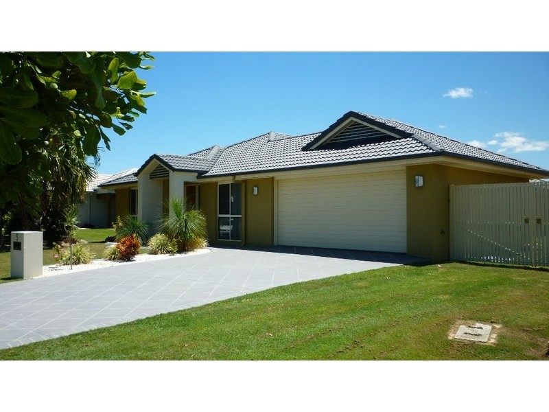 5 Raptor Parade, Banksia Beach QLD 4507