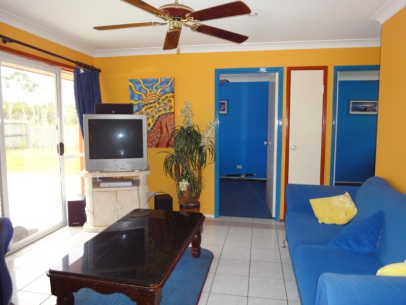 24 Anchor Court, Banksia Beach QLD 4507