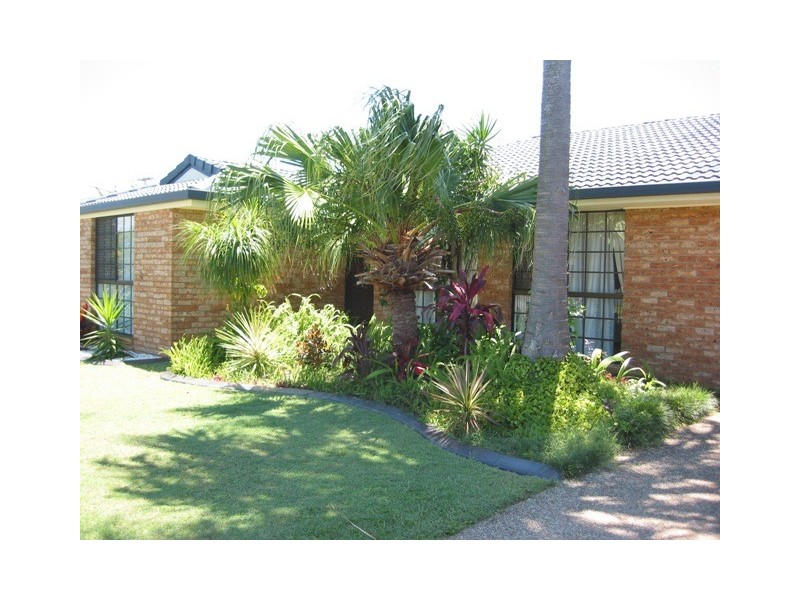 5 Marton Place, Banksia Beach QLD 4507