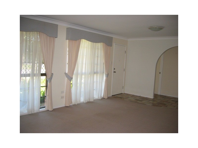 5 Marton Place, Banksia Beach QLD 4507
