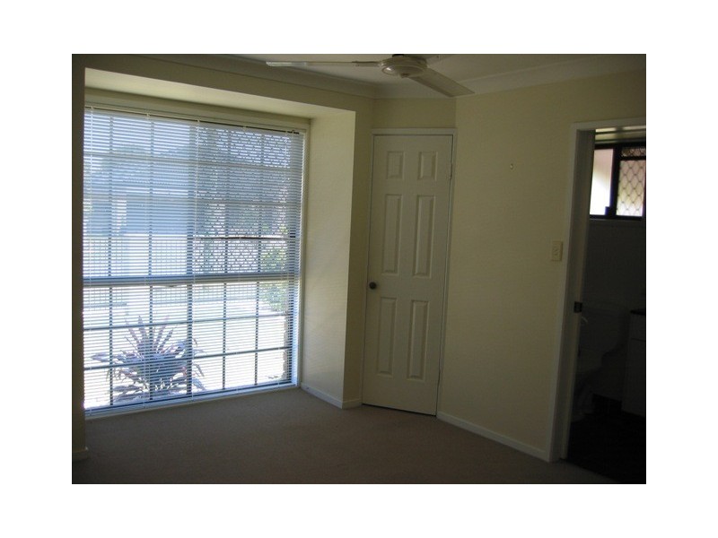 5 Marton Place, Banksia Beach QLD 4507