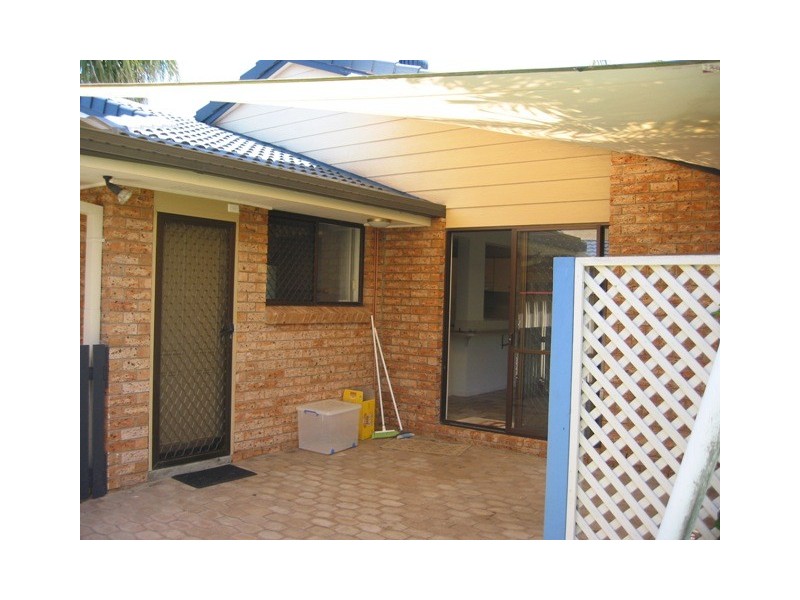 5 Marton Place, Banksia Beach QLD 4507