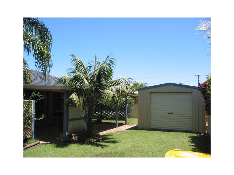 5 Marton Place, Banksia Beach QLD 4507