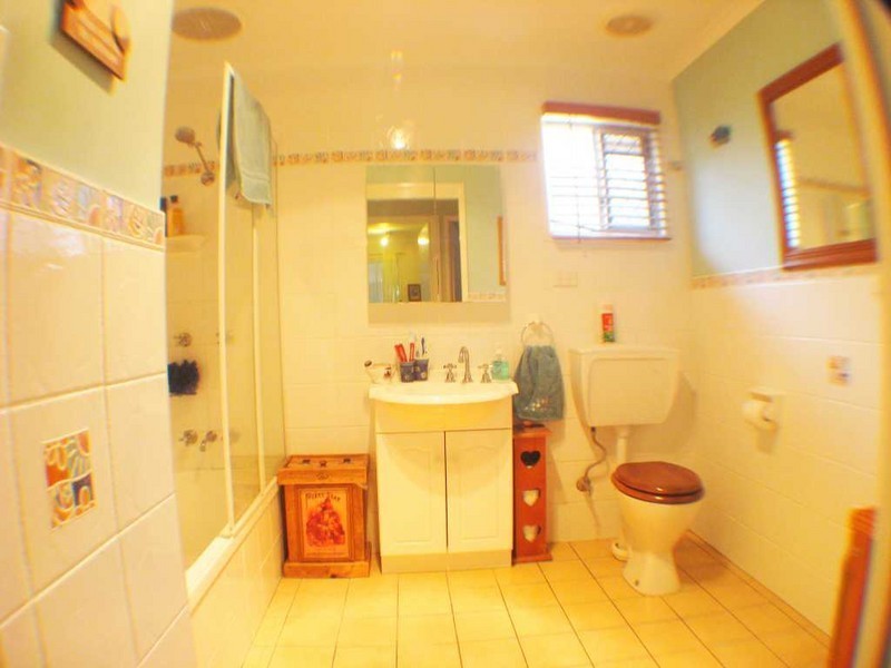 20 Pheasant Avenue, Banksia Beach QLD 4507