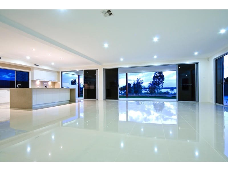 12 Oriole Close, Banksia Beach QLD 4507