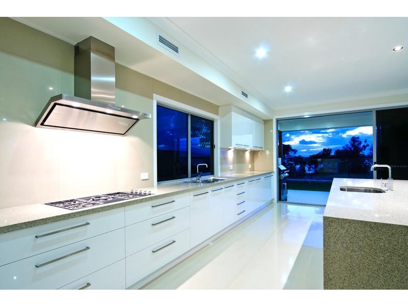 12 Oriole Close, Banksia Beach QLD 4507