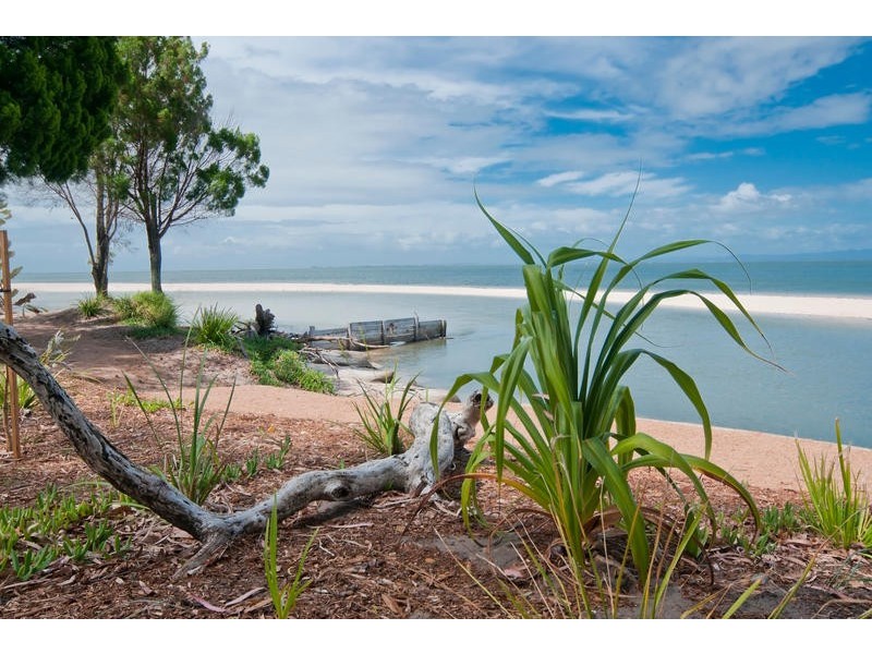 5 Renton Lane, Bongaree QLD 4507