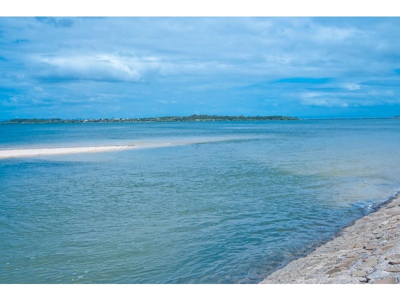 5 Renton Lane, Bongaree QLD 4507
