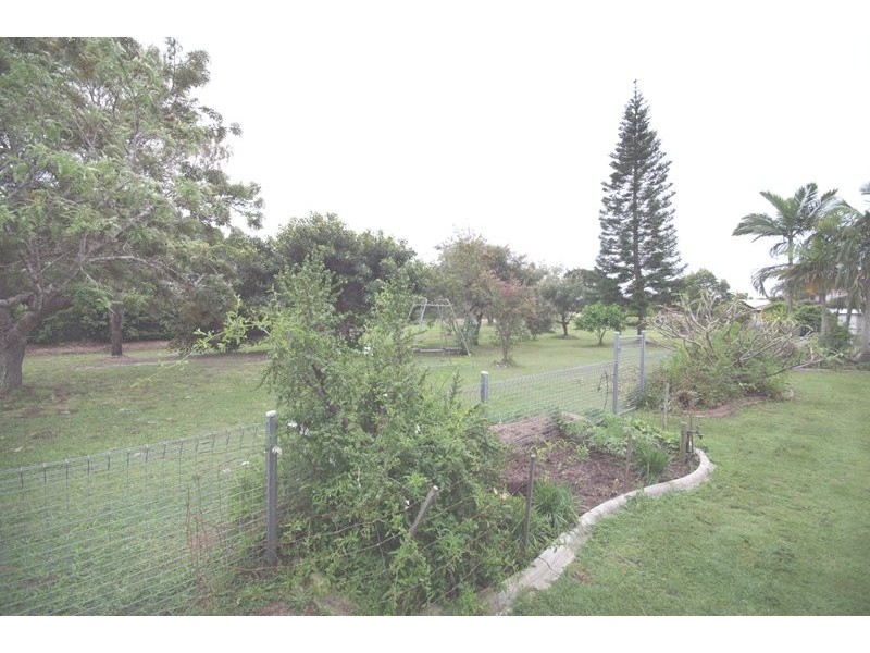 23 Flamingo Drive, Banksia Beach QLD 4507