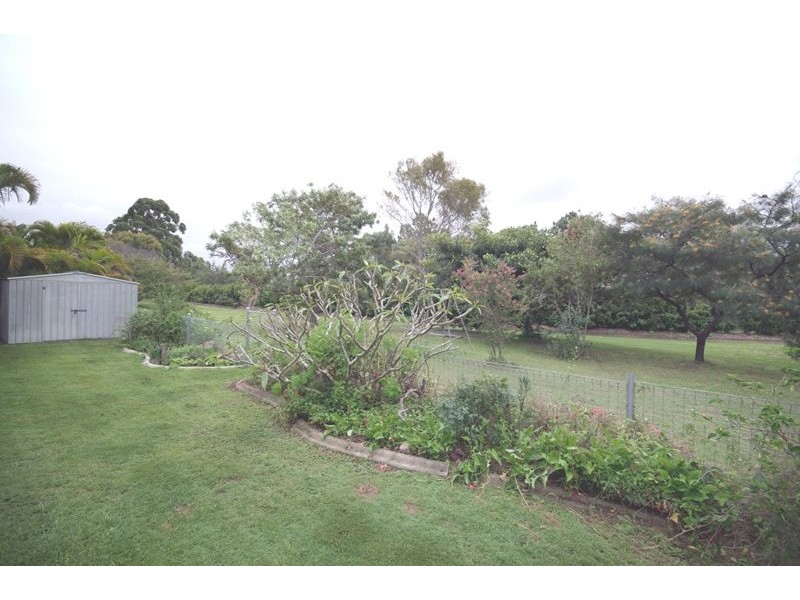 23 Flamingo Drive, Banksia Beach QLD 4507