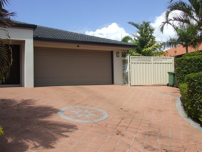 6 Brigantine Place, Banksia Beach QLD 4507