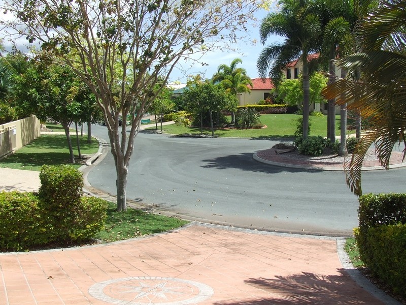 6 Brigantine Place, Banksia Beach QLD 4507