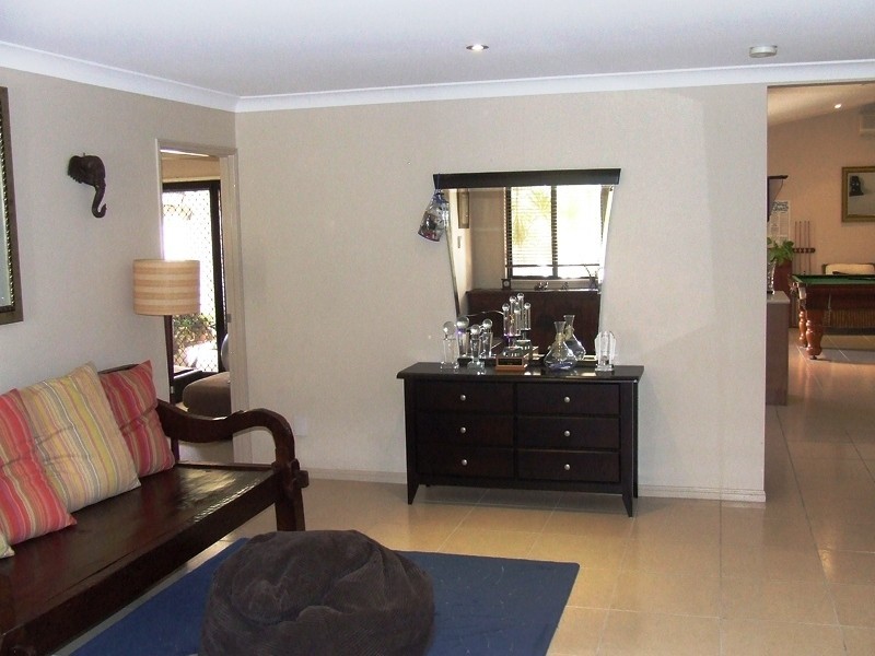 6 Brigantine Place, Banksia Beach QLD 4507