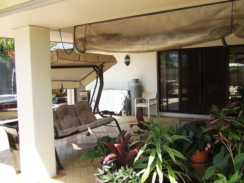 6 Brigantine Place, Banksia Beach QLD 4507