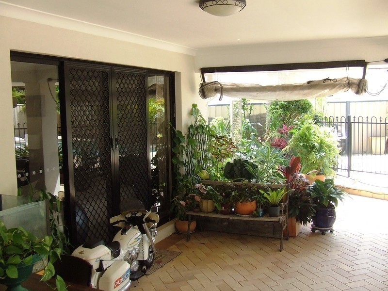 6 Brigantine Place, Banksia Beach QLD 4507