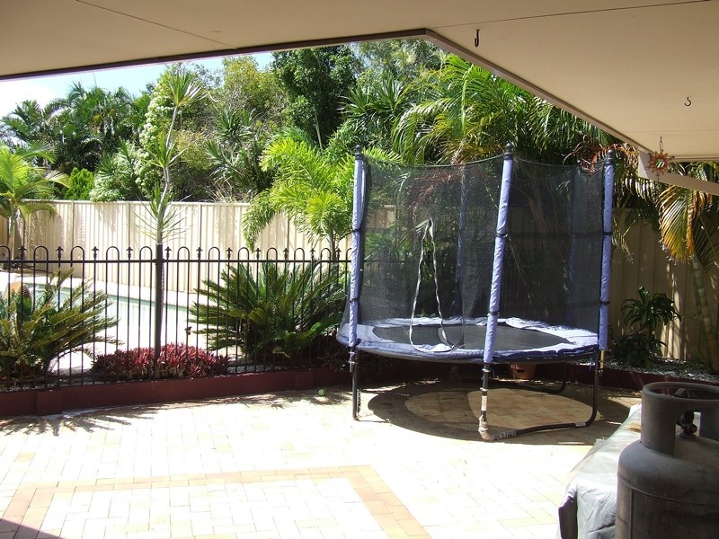 6 Brigantine Place, Banksia Beach QLD 4507