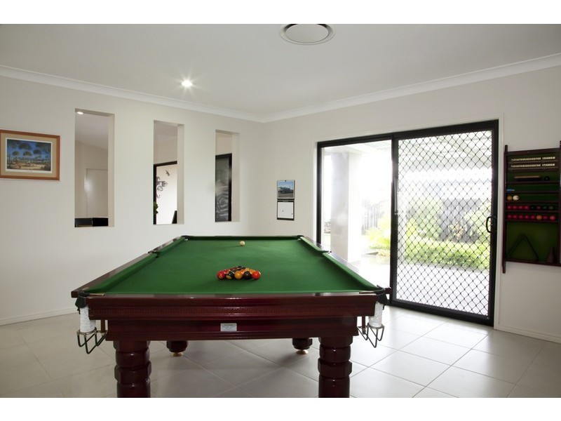 23 Raptor Parade, Banksia Beach QLD 4507