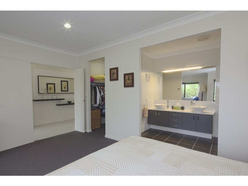 23 Raptor Parade, Banksia Beach QLD 4507
