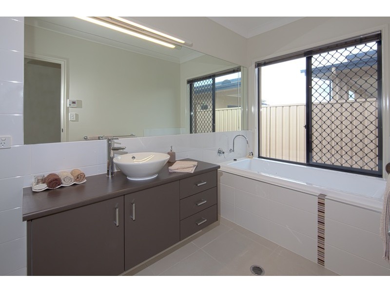 23 Raptor Parade, Banksia Beach QLD 4507