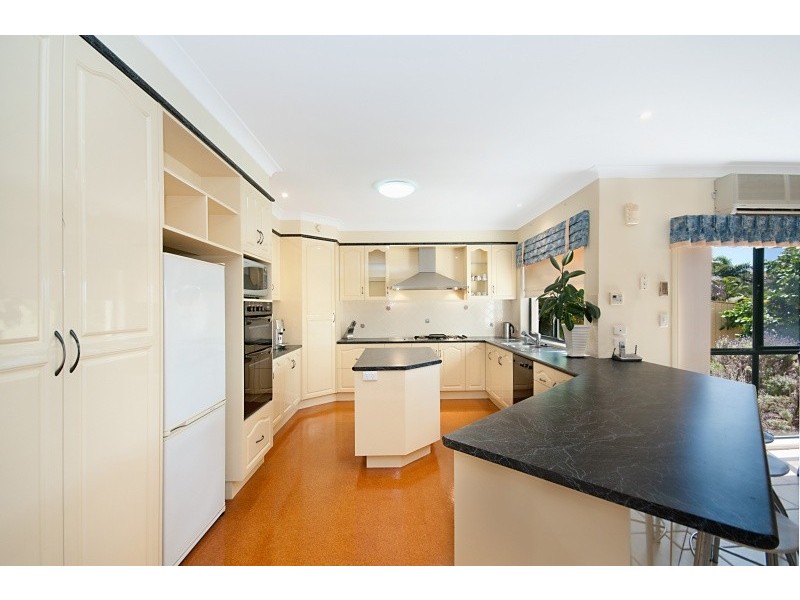 53 Voyagers Drive, Banksia Beach QLD 4507