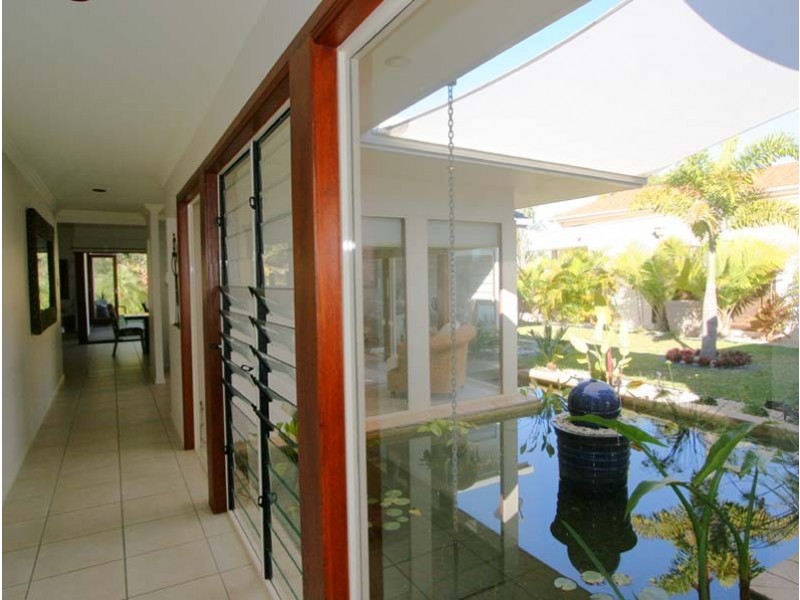 28 Marina Boulevarde, Banksia Beach QLD 4507