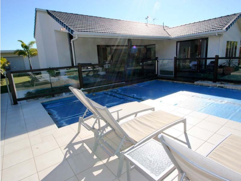 28 Marina Boulevarde, Banksia Beach QLD 4507