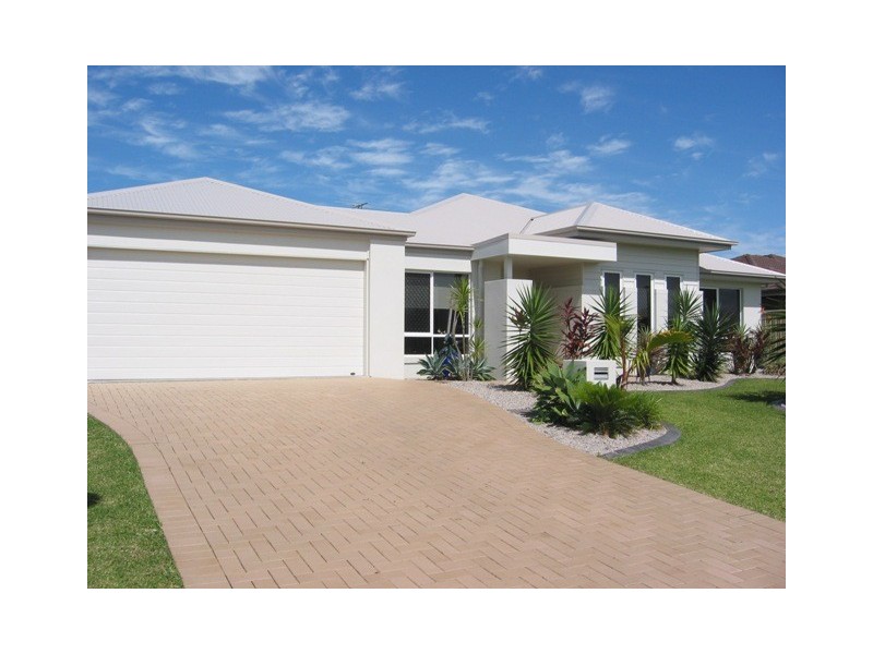 23 Pectoral Place, Banksia Beach QLD 4507