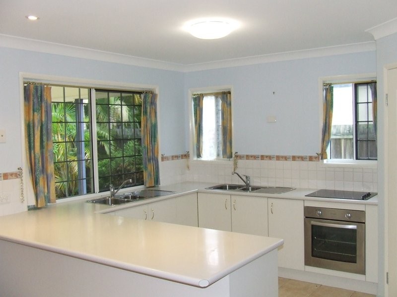 13 Albatross Court, Banksia Beach QLD 4507