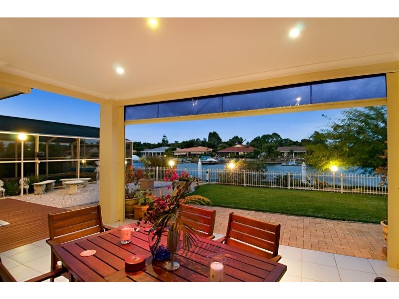 1 Castaway Court, Banksia Beach QLD 4507