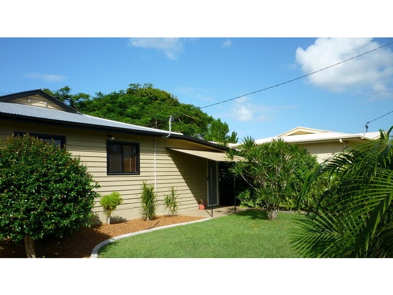 25 Sunset Avenue, Bongaree QLD 4507