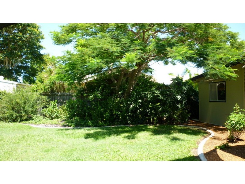 25 Sunset Avenue, Bongaree QLD 4507