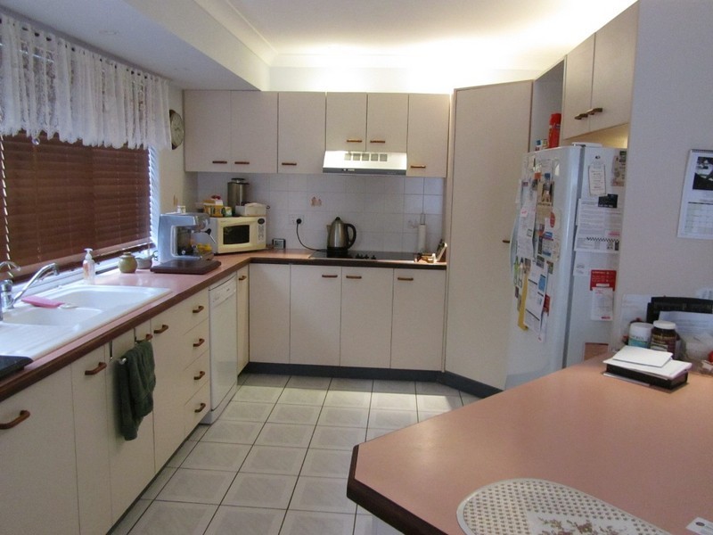 6 Cutter Court, Banksia Beach QLD 4507