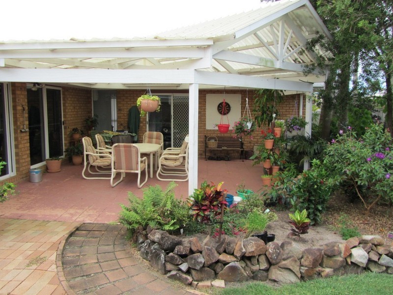 6 Cutter Court, Banksia Beach QLD 4507